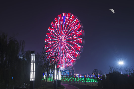 湖北松滋稻谷溪公园夜景