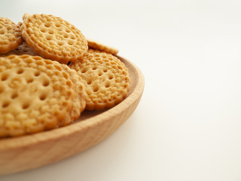 小圆饼干