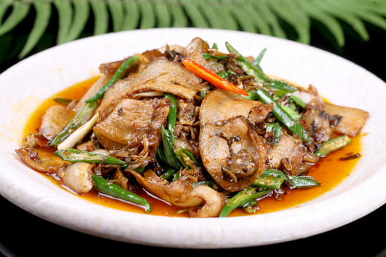 土猪回锅肉