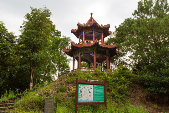 桂平龙潭国家森林公园双翔亭