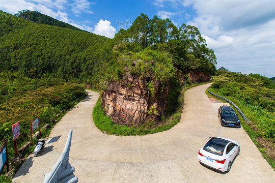 桂平龙潭国家森林公园盘山公路