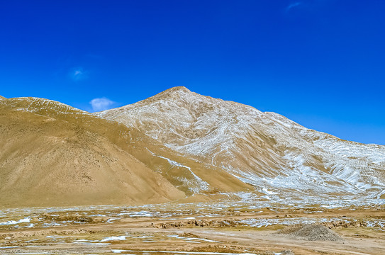 阿尔金山