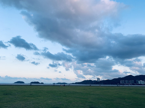 海边绿地