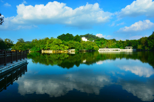 玉湖风光