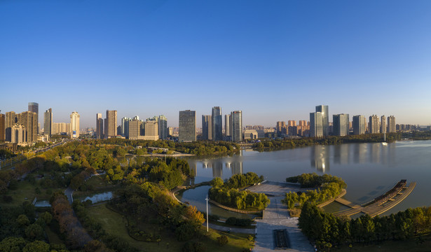 江苏淮安钵池山公园城市风光