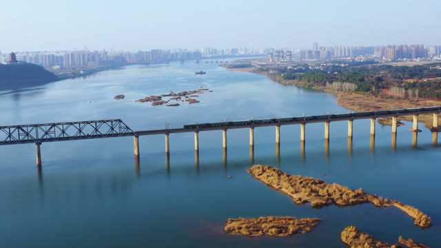 江西吉安赣江京九铁路大桥