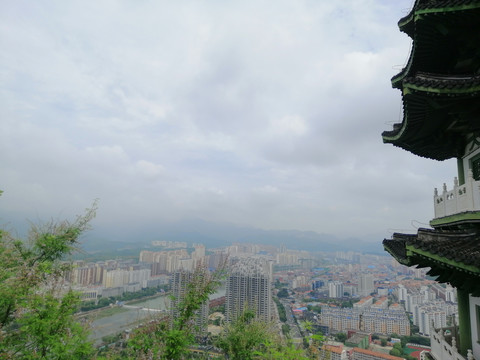 城镇