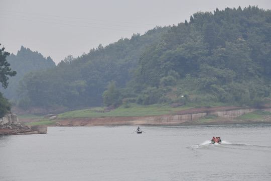 山区水库