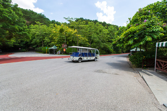 南宁青秀山风景区园林游览步道