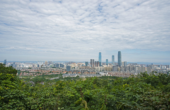 南宁青秀山城市风光