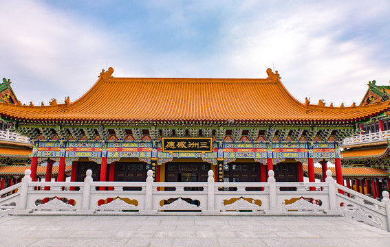 阳江东平飞龙寺