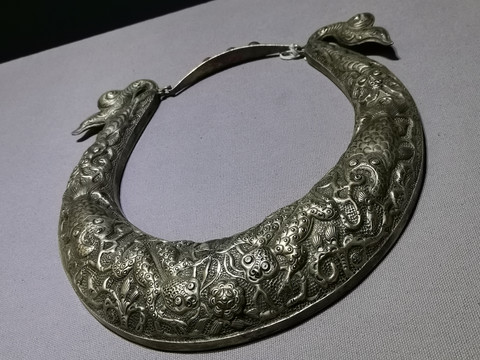 桂林市博物馆清代苗族银饰品