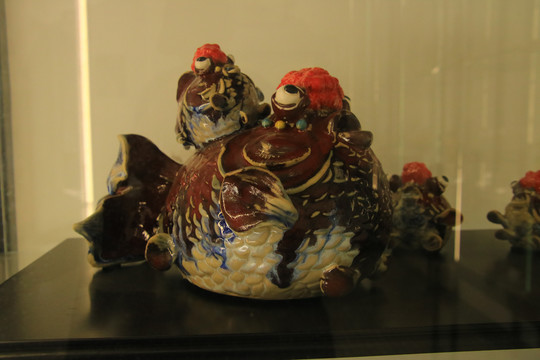 陶瓷雕塑鱼