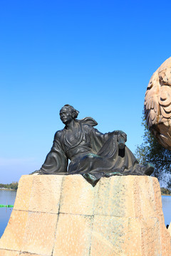 东湖庄子雕塑