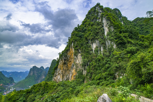 山坡山脊石山高山