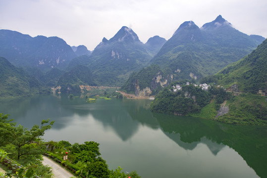 湖光山色山水倒影