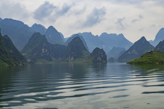 唯美山水画风景