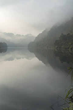 水墨山水水墨画水面湖面