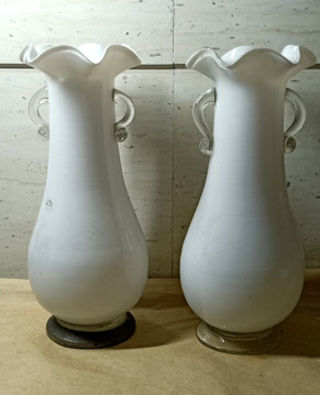 老料器玻璃花瓶白色玻璃花瓶