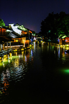 乌镇西栅临水民居夜景