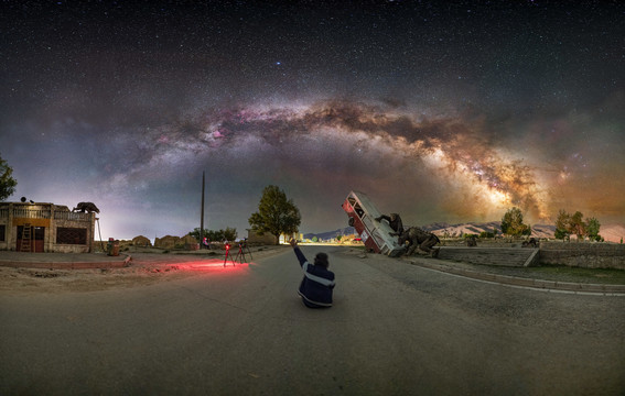 九层妖塔电影取景地星空