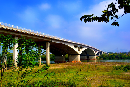 桂林龙门大桥