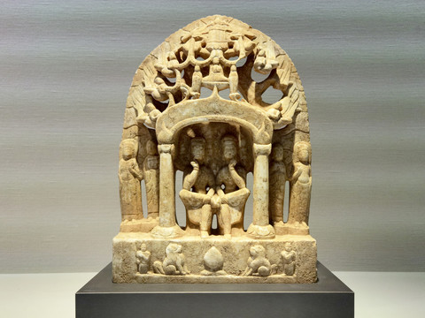 印度释迦牟尼佛石像