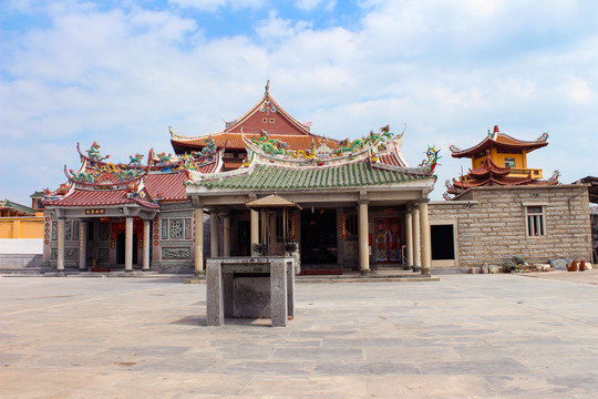 泉州石狮黄金海岸寺庙