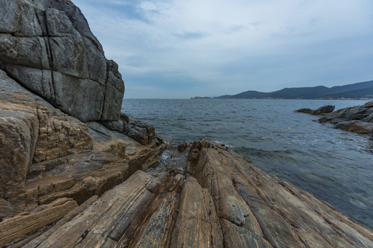 海岸礁石