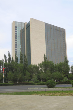 新疆油田办公楼