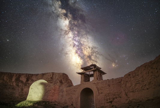 甘肃永泰古城星空银河