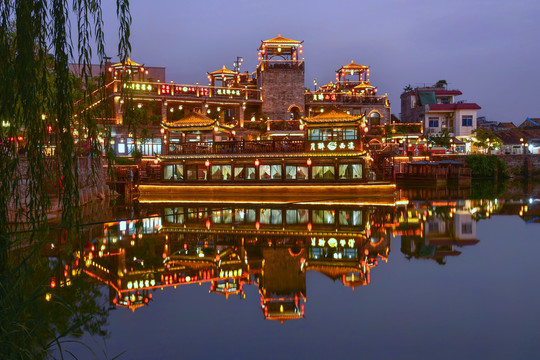 东莞西溪古村夜景