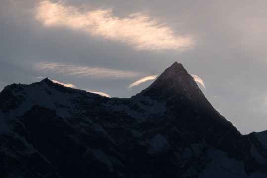 南迦巴瓦峰