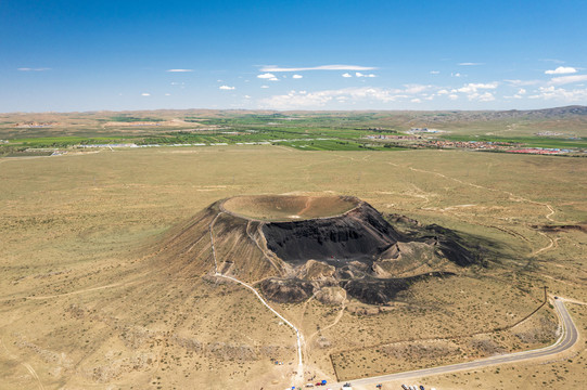 乌兰达火山航拍俯拍