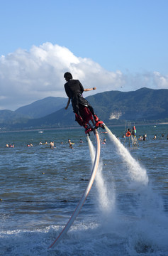 水面腾飞