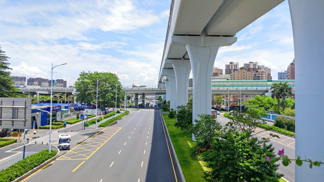 地上铁高架桥