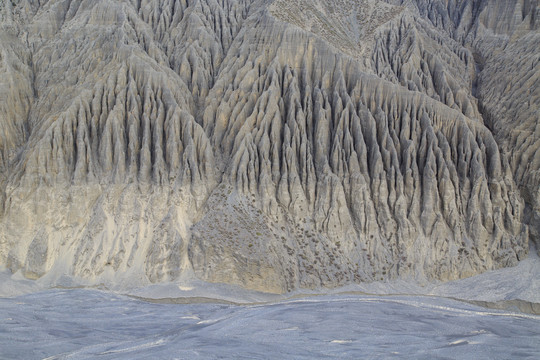 新疆独山子大峡谷