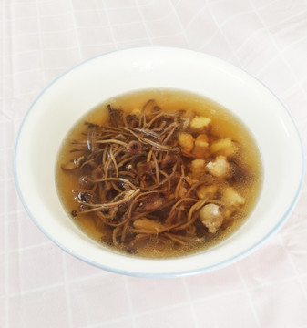 茶树菇汤