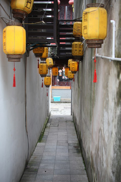 同里
