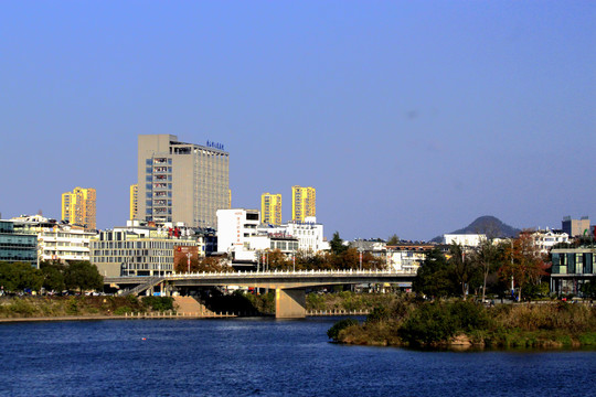 黄山市屯溪区新安江大桥