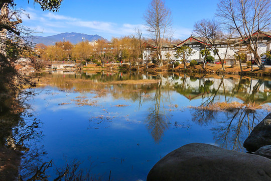 黑龙潭