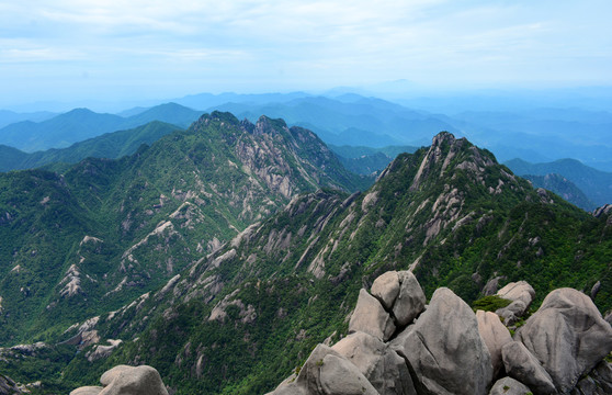 远山山脉