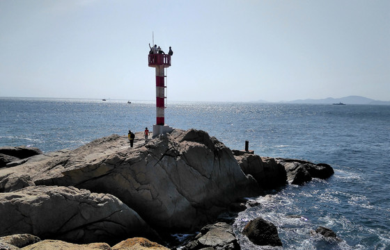 海边灯塔