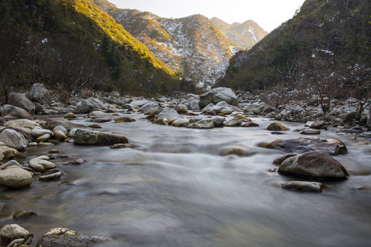 秦岭小河