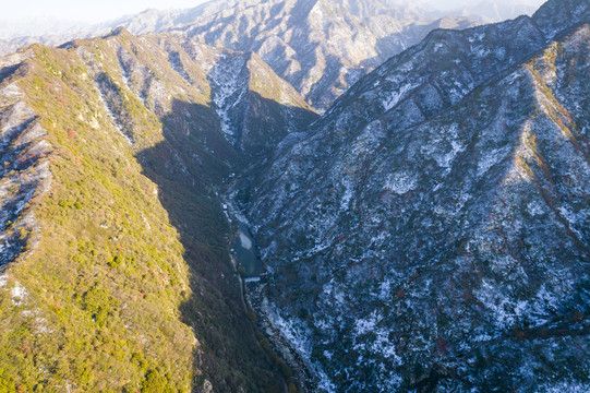 秦岭山