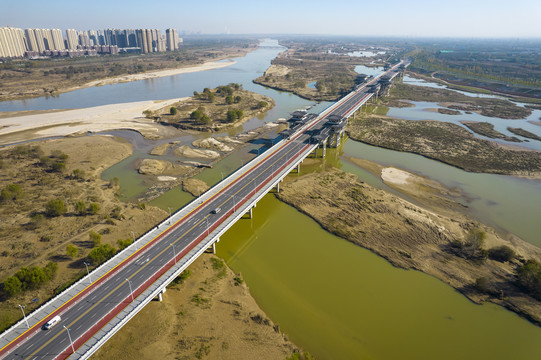 河堤路