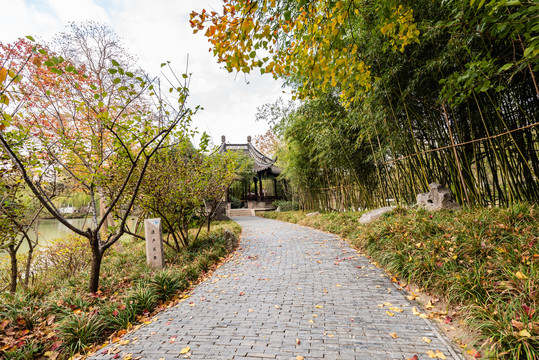 扬州瘦西湖风景区的徐园桃花坞