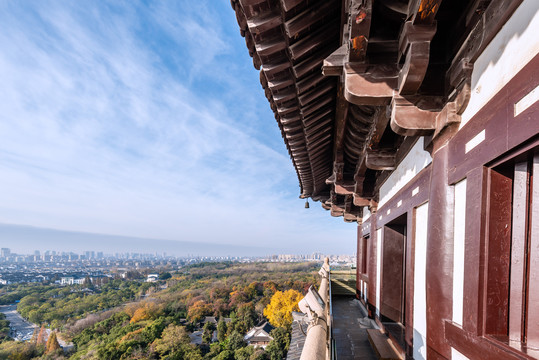 秋天中国扬州大明寺的栖灵塔