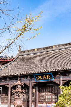 中国扬州大明寺的卧佛殿