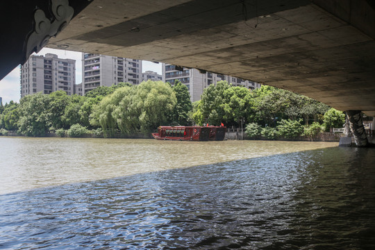 运河
